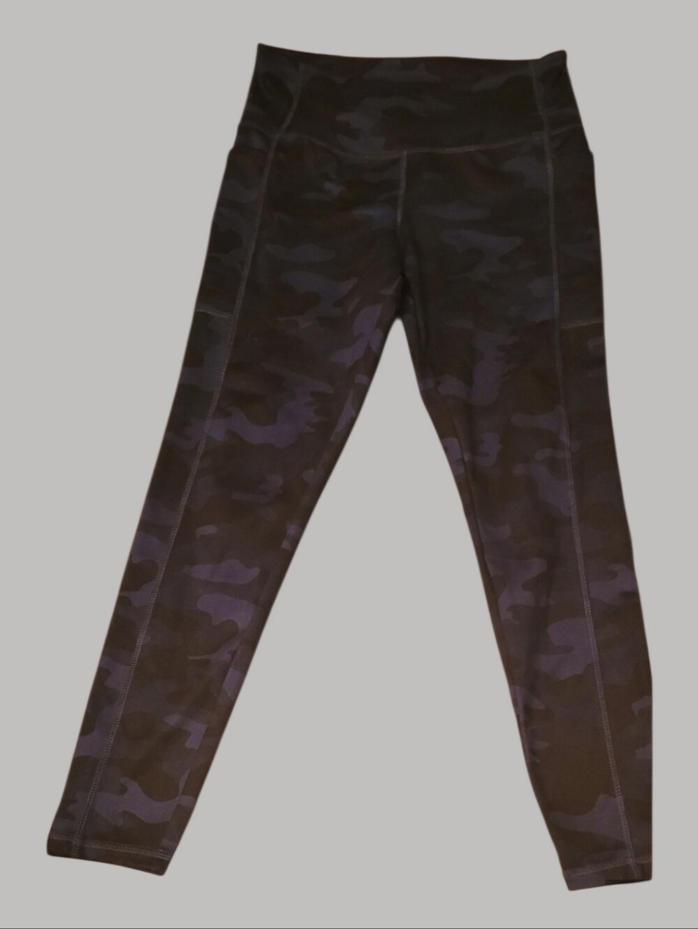 Danskin Dark Camo Performance Leggings